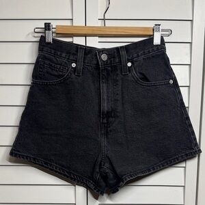 Levi's High Waisted Mom Shorts - Black Denim